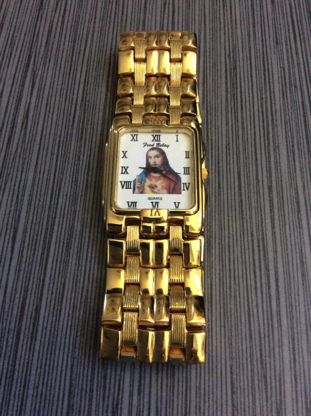 Men's Religious Watch Rectangle White Jesus Dial Roman Numeral Hours Gold Link Band Vintage Un-Used New Watch