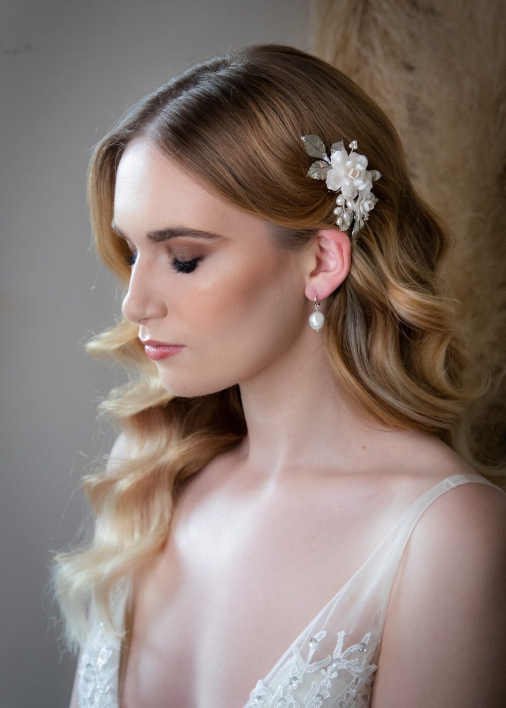 Wedding Headpiece, Bridal Comb. Bridal Small Wedding Headpiece. Floral Comb, Hair Piece. Myla