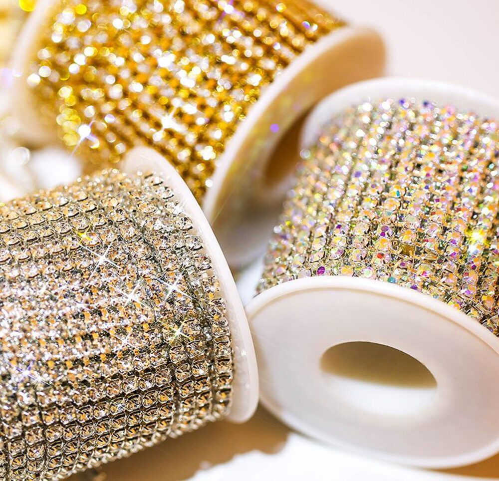 1.5mm/2mm/2.5mm/2.8mm/3mm/4mm High Quality Dense Rhinestone Chain, Glitter in Copper Claw Chain, Band Crystal Chain