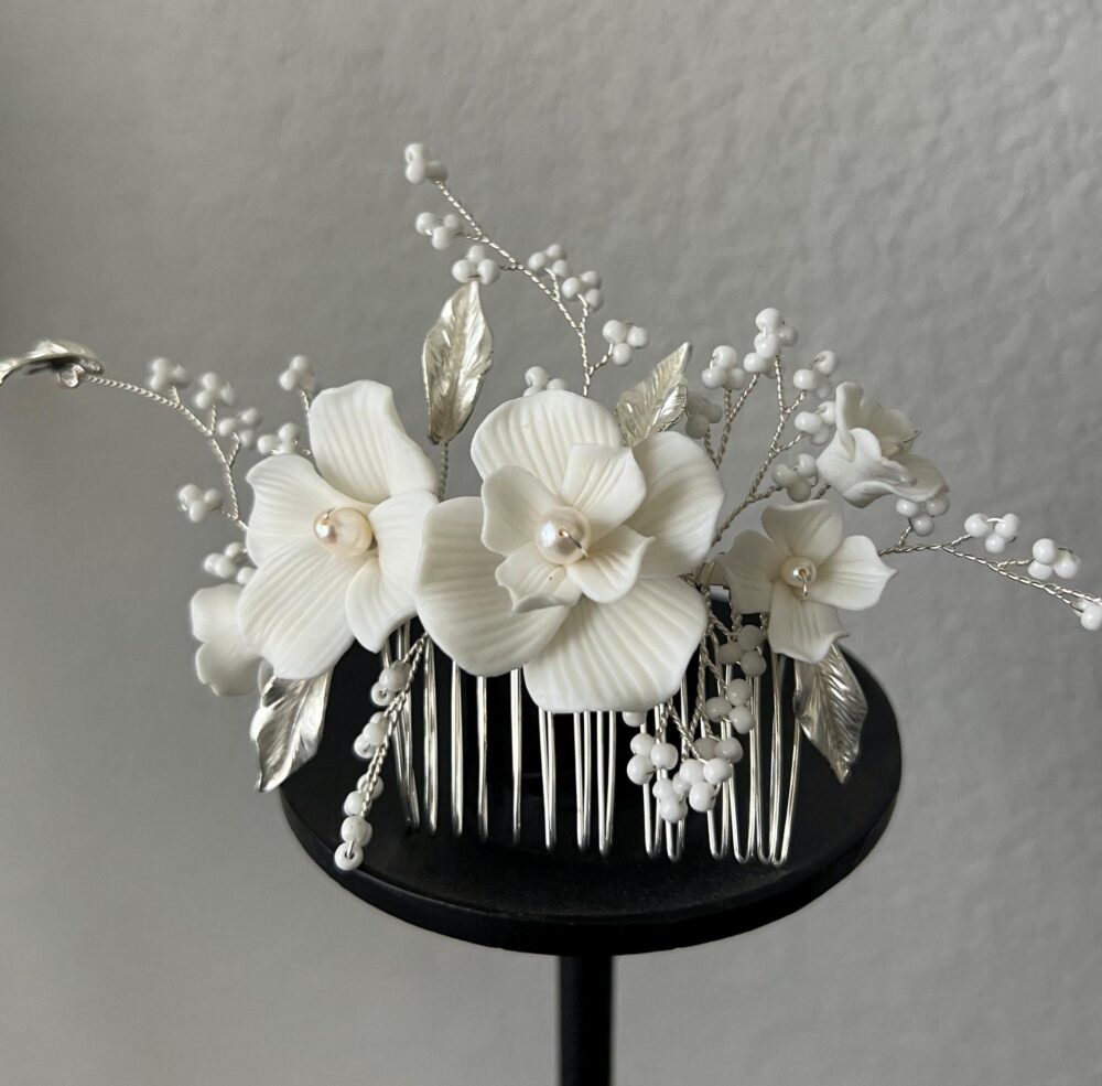 Bridal Hair Comb - Vintage Wedding Piece With Pearl & White Flowers- H032