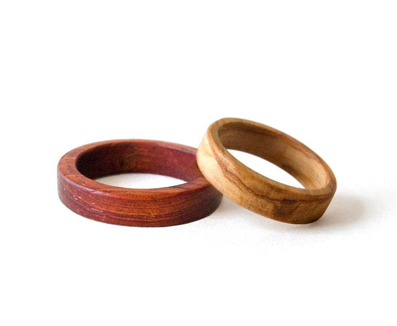 Wood Wedding Band, Wood Ring Set, Couple Rings, Red Sandalwood & Olive Set