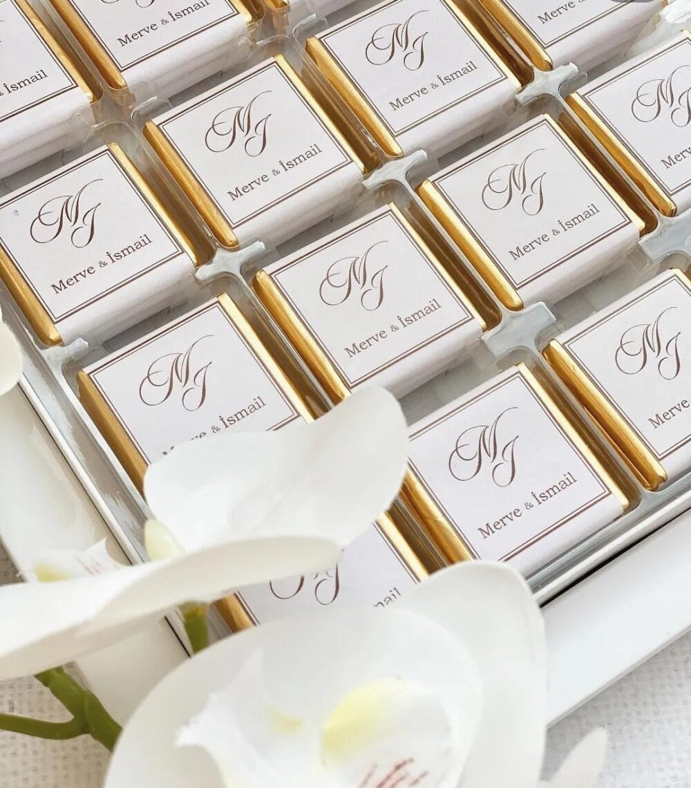 Personalized Wedding Chocolate, Favor Chocolate For Guests, Flower Engagement Mini