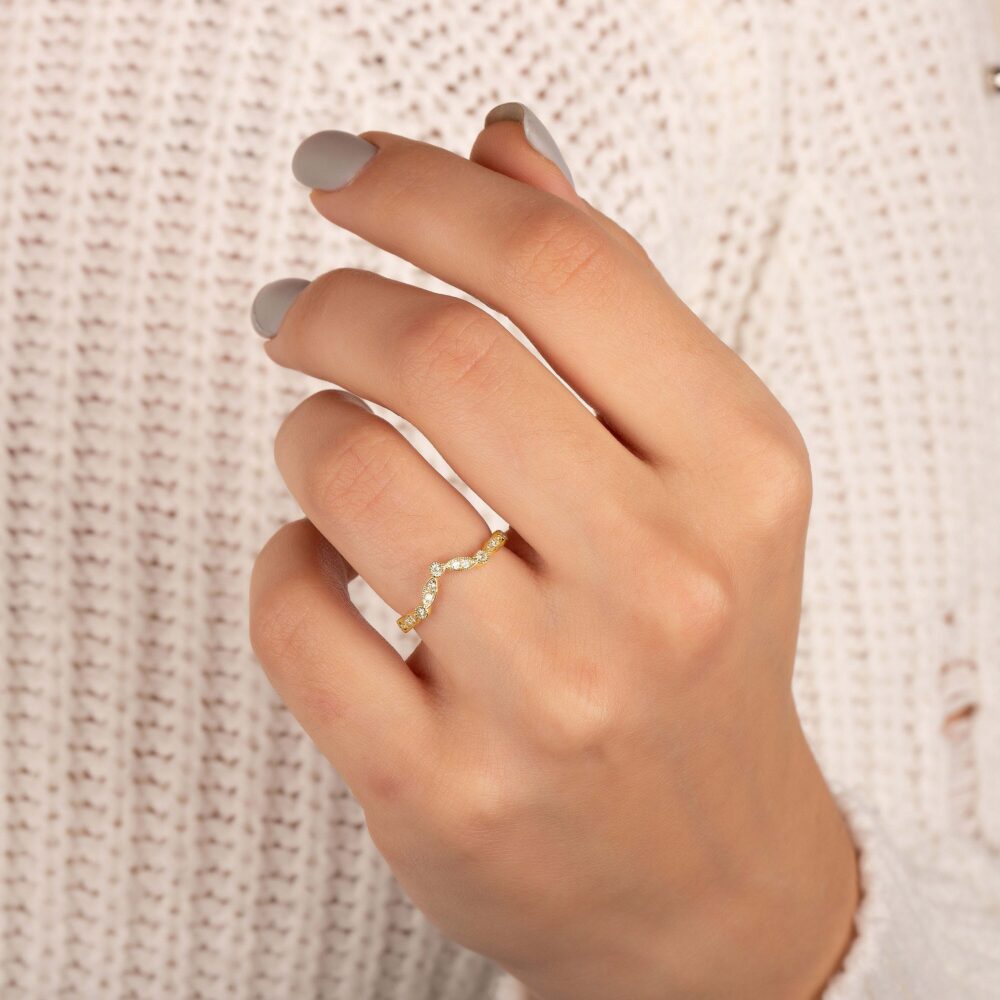Dainty Art Deco Curved Wedding Band, V Shaped Minimalst 14K Gold Women Curved Promise Ring For Her, Engagement