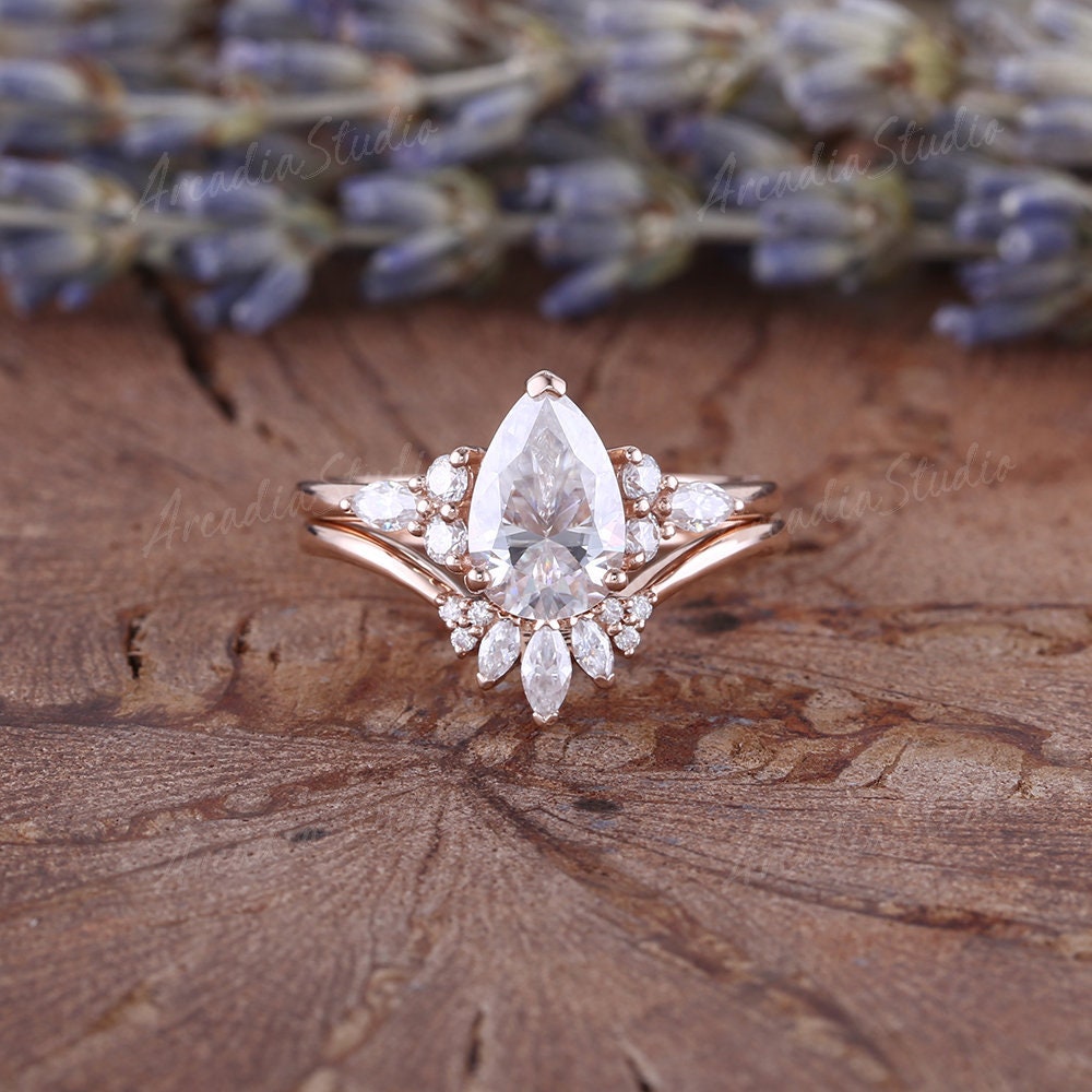 1.3Ct Pear Shaped Moissanite Engagement Ring Set Vintage Rose Gold Bridal Women Marquise Curved Wedding Band