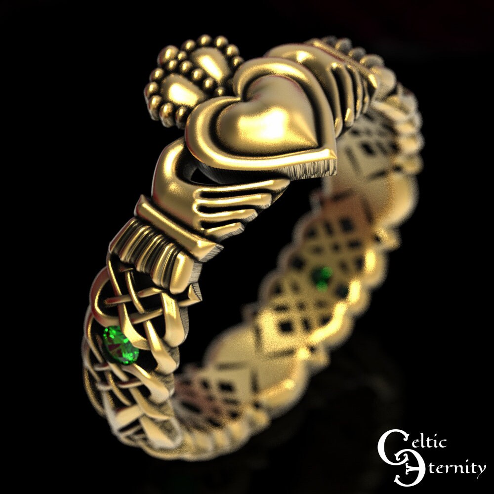 Gold Claddagh Ring, Emerald Heart Wedding Celtic Band, Irish Platinum 1545