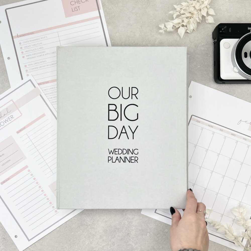 Wedding Checklist, Personalized Planner, Ring Binder Custom Planning Book, The Ultimate Planner