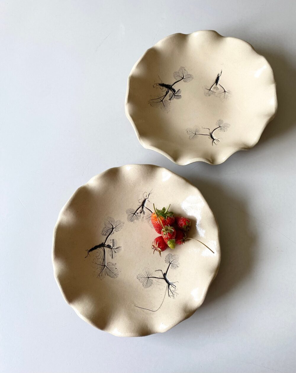 Scalloped Dessert Serving Dish in White With Wild Strawberry Imprint For A Farmhouse Garden Party