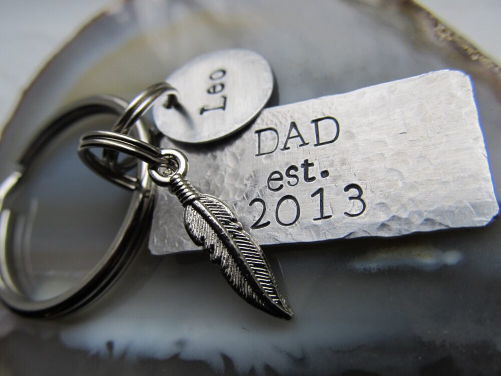 Dad Keychain, Personalized, Father's Day Gift, Fathers Keyring, Gift For Him, Hand Stamped Accessories, New Father Dad, Daddy, Pop