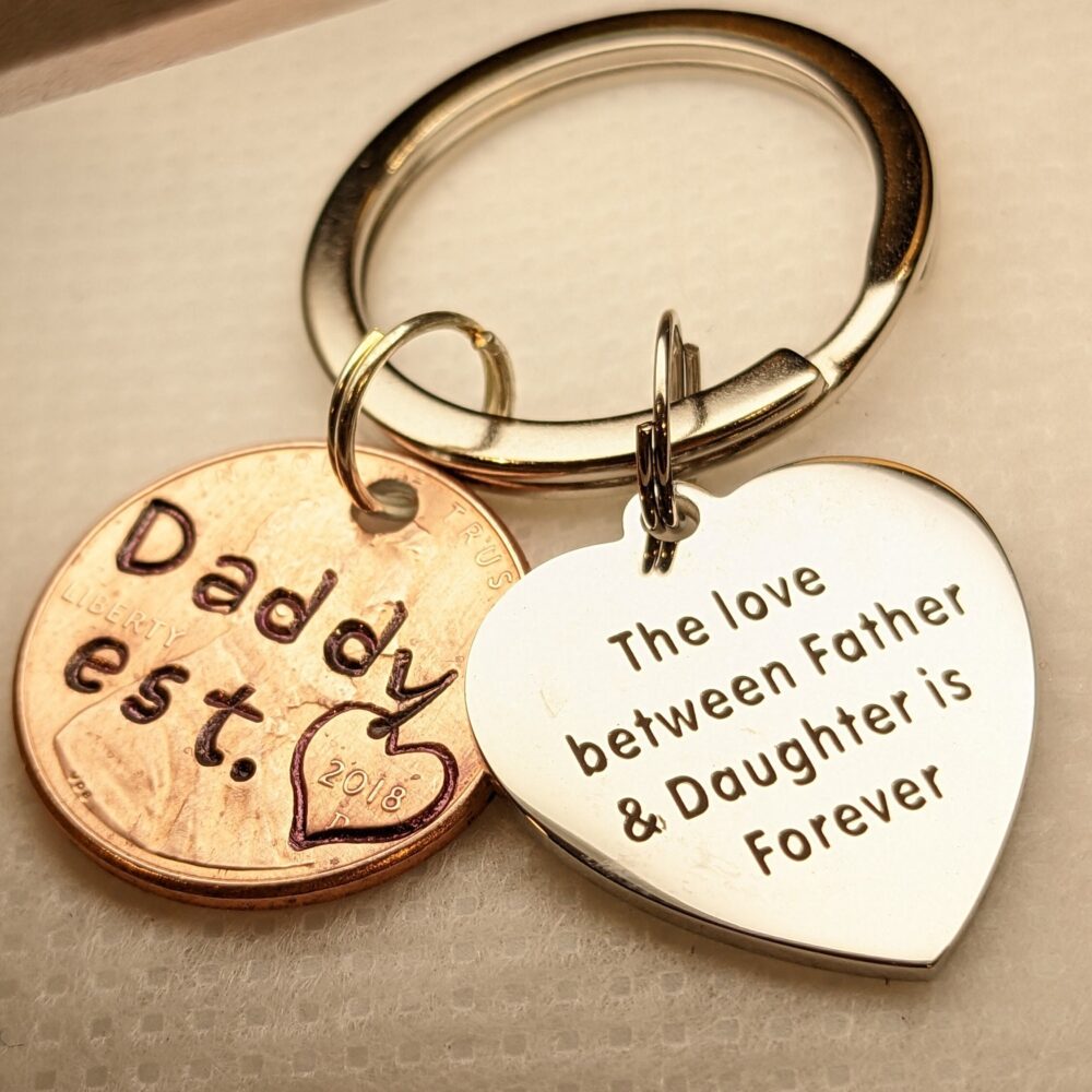 Personalized Keychain For Dad, Daddy & Daughter, New Dad Gift, Gifts Newborn, Father's Day Custom Christmas