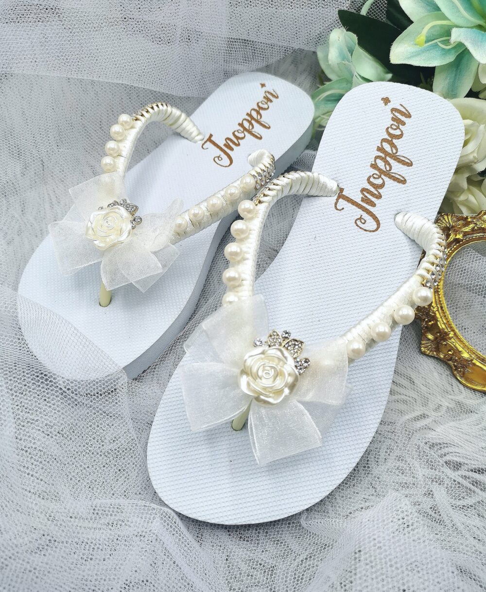 Rose Pearl Bridal Flip Flops, White Flip Rhinestone Flower Wedding Bridesmaid Sandals, Beach Flops