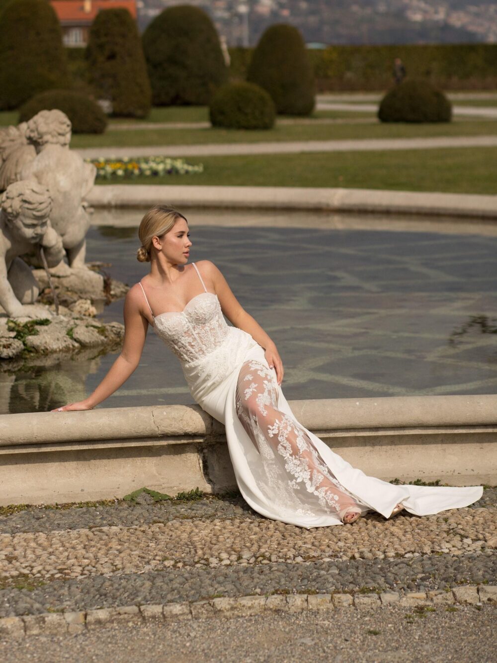 Luxury Mermaid Lace Wedding Dress For Women, Open Back Dress, Bohemian Style Gown With Train, Handmade Fitted Bridal