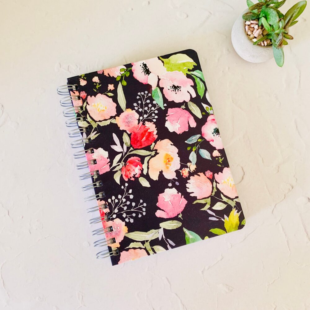 Floral Undated Planner, Weekly Agenda, Weekly, Monthly Planner With 2 Pages Stickers