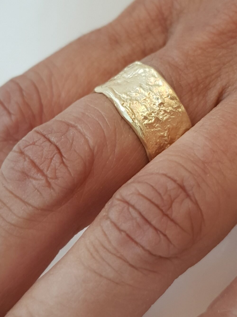14K Women Wedding Band, Gold Wide Hammered Band