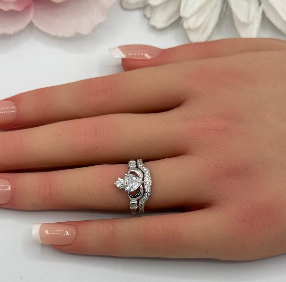 Claddagh Wedding Set Two Piece Round Diamond Cz Band 1.00 Carat Heart Engagement Bridal Ring 925 Sterling Silver Promise