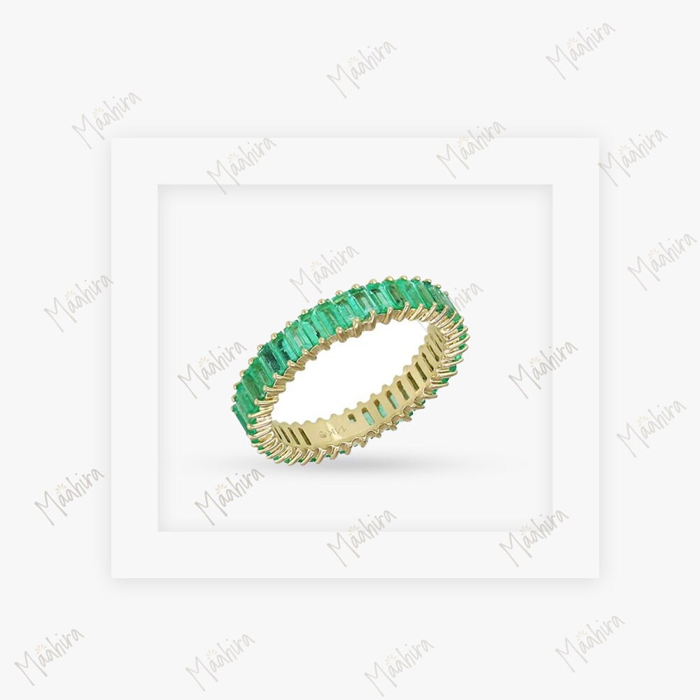 14K Yellow Gold Baguette Cut Emerald Eternity Band Ring in Us Size 6/7, Gemstone Ring, Stackable