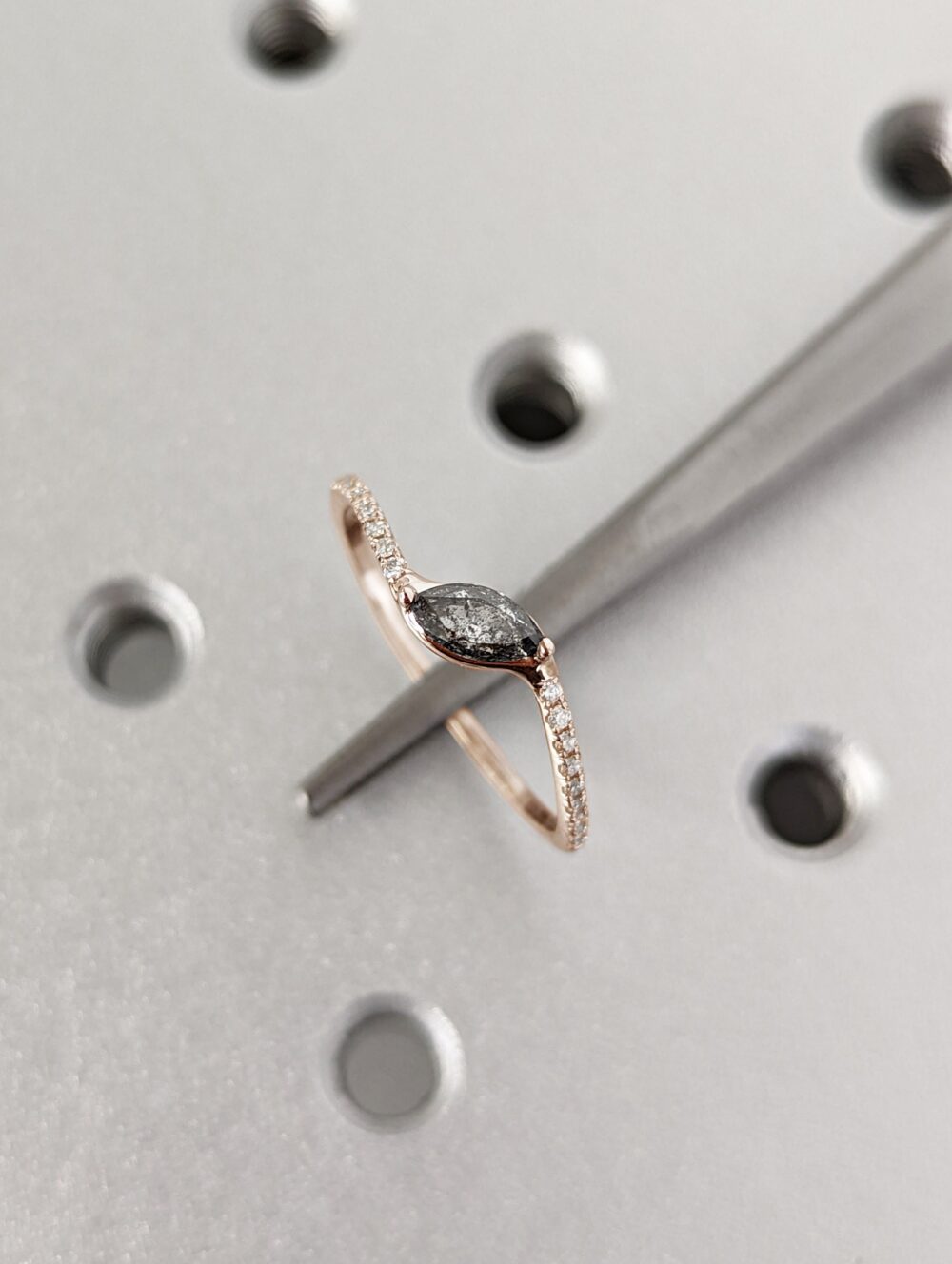 Vintage Salt & Pepper Diamond Wedding Band Women Rose Gold Bridal Ring Stacking Curved Promise Anniversary