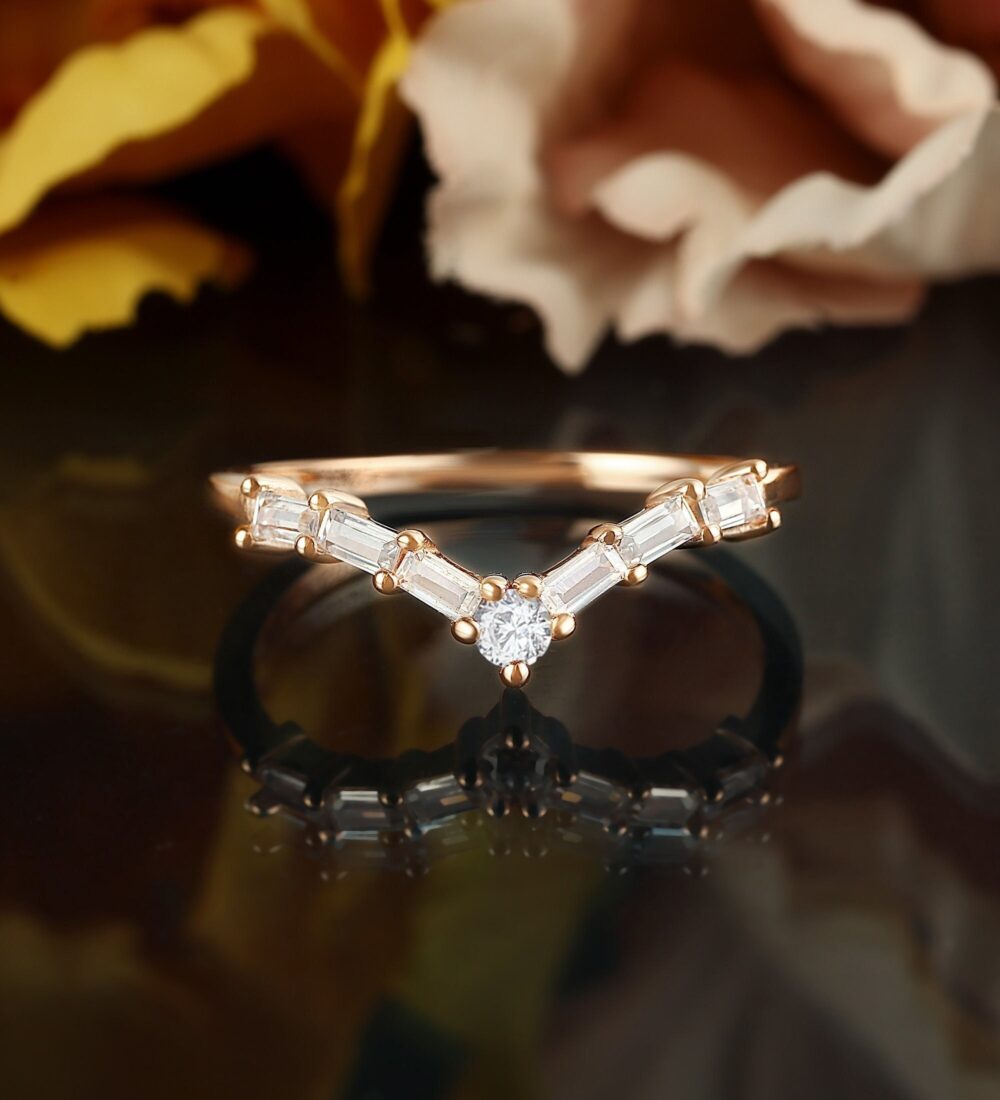 Curved Wedding Band, Rose Gold Matching Ring, Chevron Stacking Baguette Cut Moissanite Diamond Promise Prong Bridal Ring Women