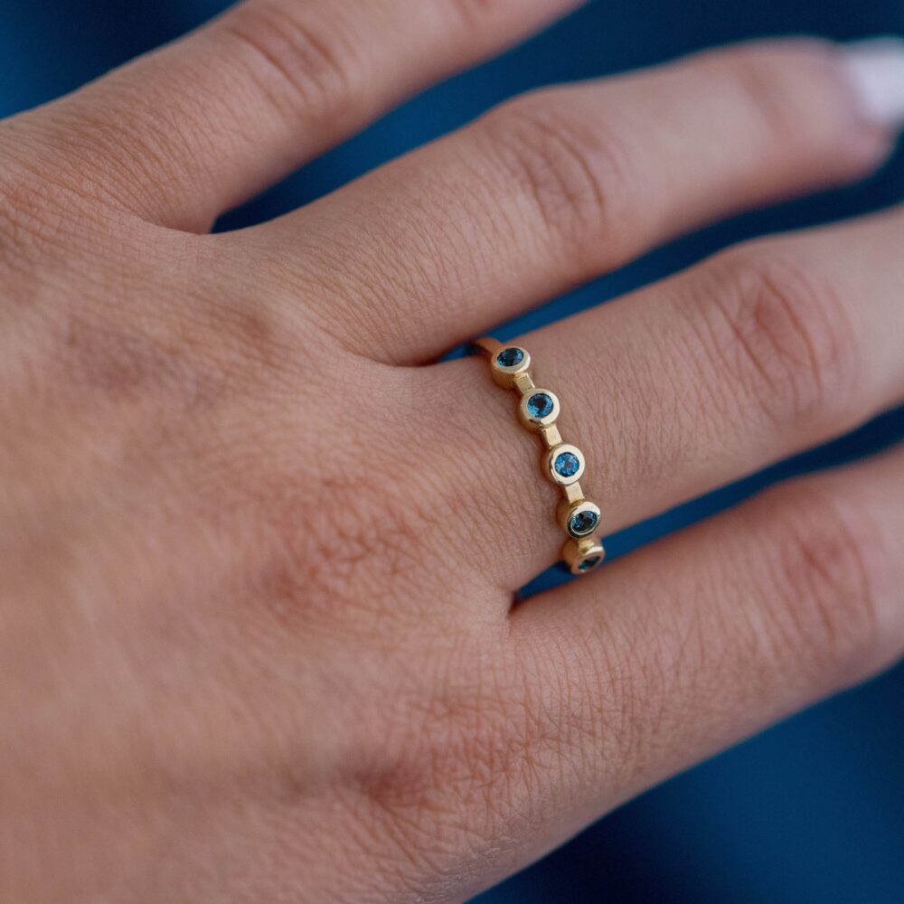 14K London Blue Topaz Ring - Gold Wedding Band 5 Stone Bezel Stacking Geometric Anniversary Gift For Her Gr00032