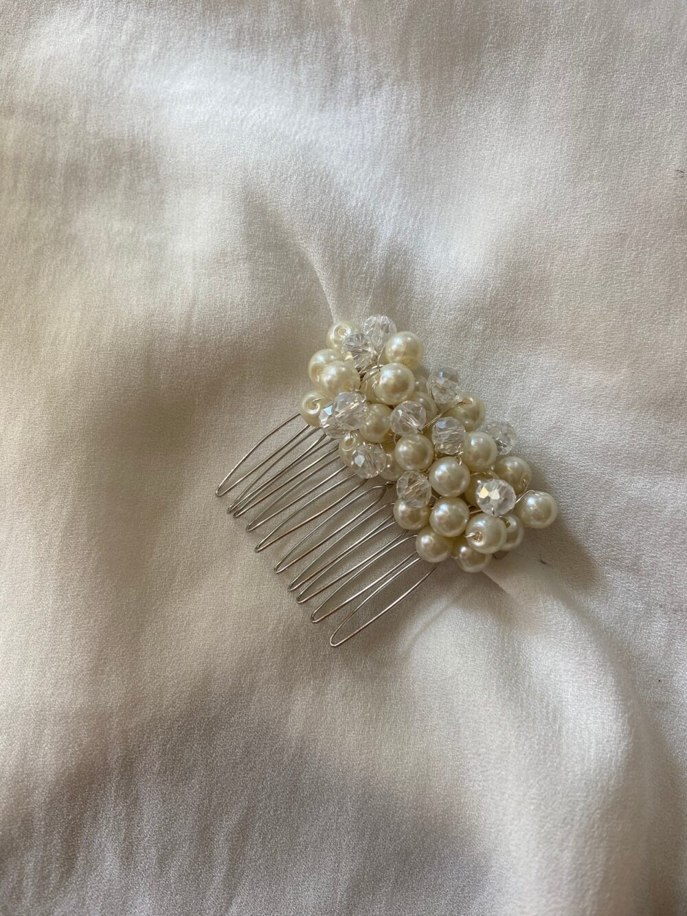 Pearl Wedding Hair Comb, Bridal Piece, Crystal Accessories, Minimalist Silver Accessory