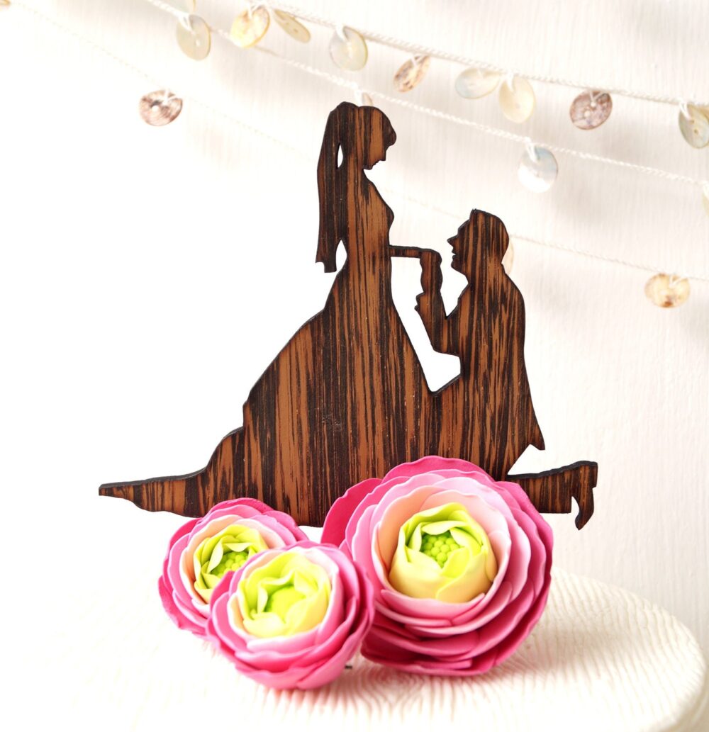 Silhouette Cake Topper, Wedding Bride & Groom Couple Silhouette, Figurine Topper