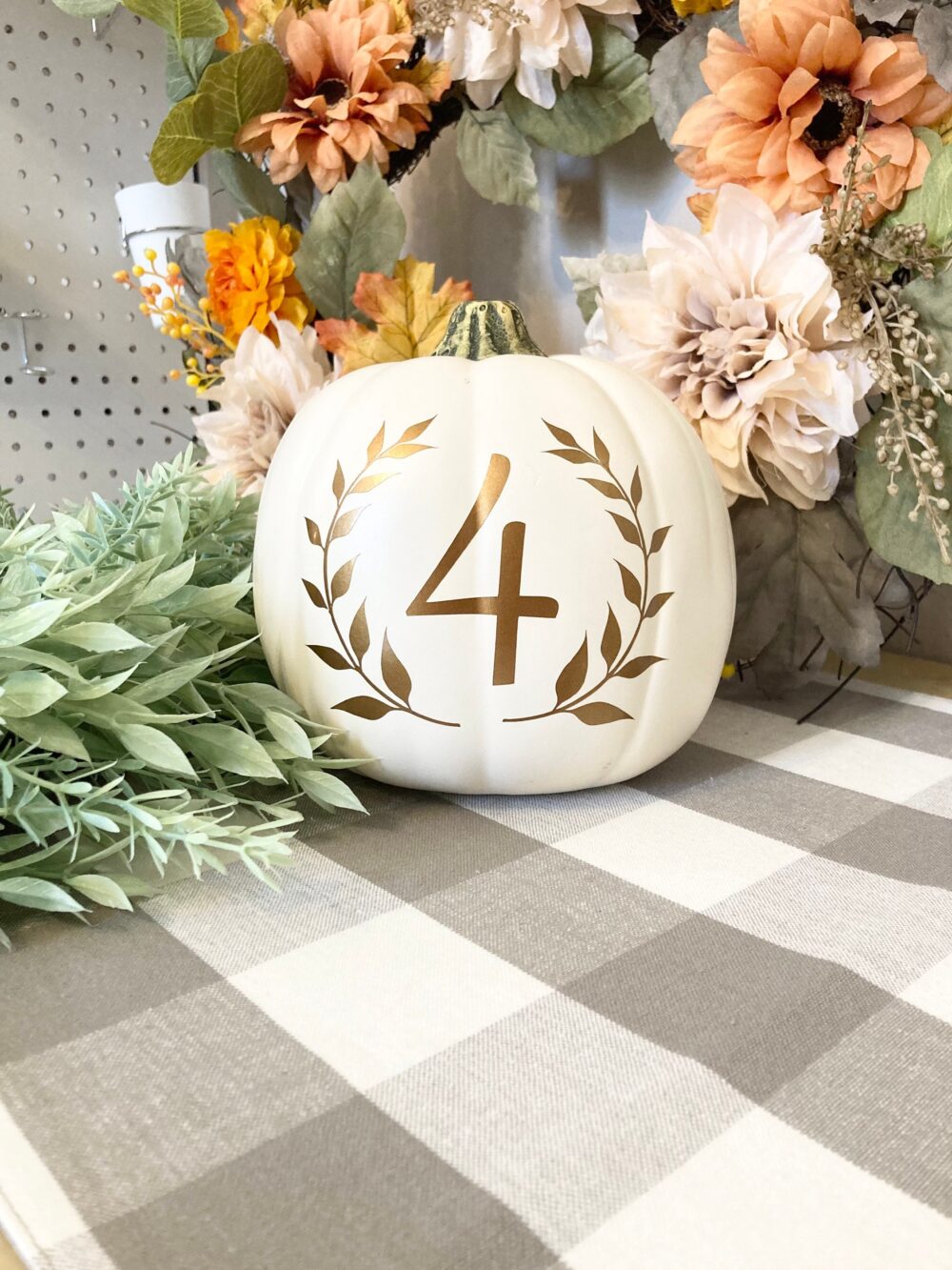 Table Numbers For Fall Wedding Decor, Centerpieces & Events, Unique Centerpiece Ideas, White Pumpkin