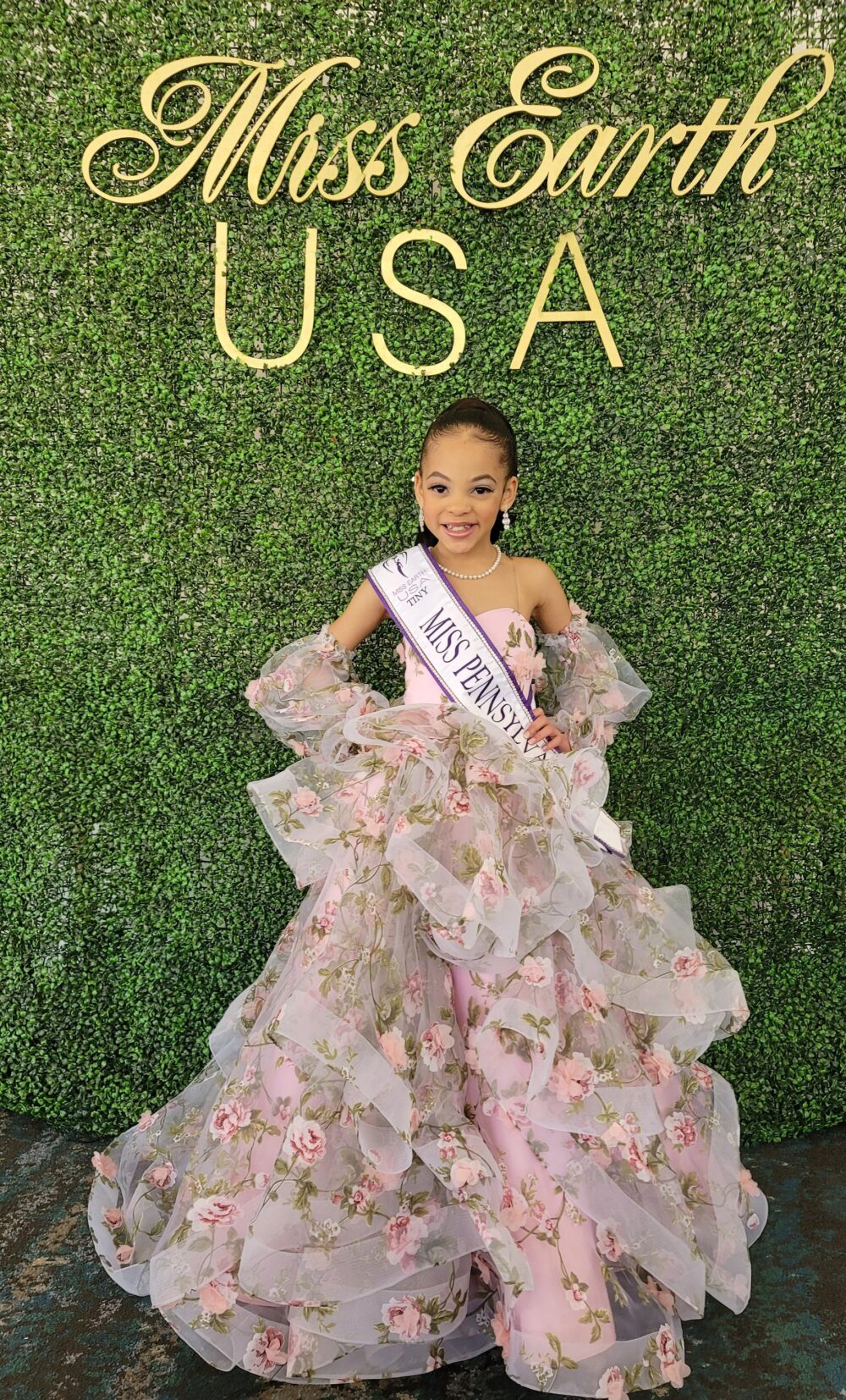 Pink 3D Floral Pageant Dress With Detachable Sleeves