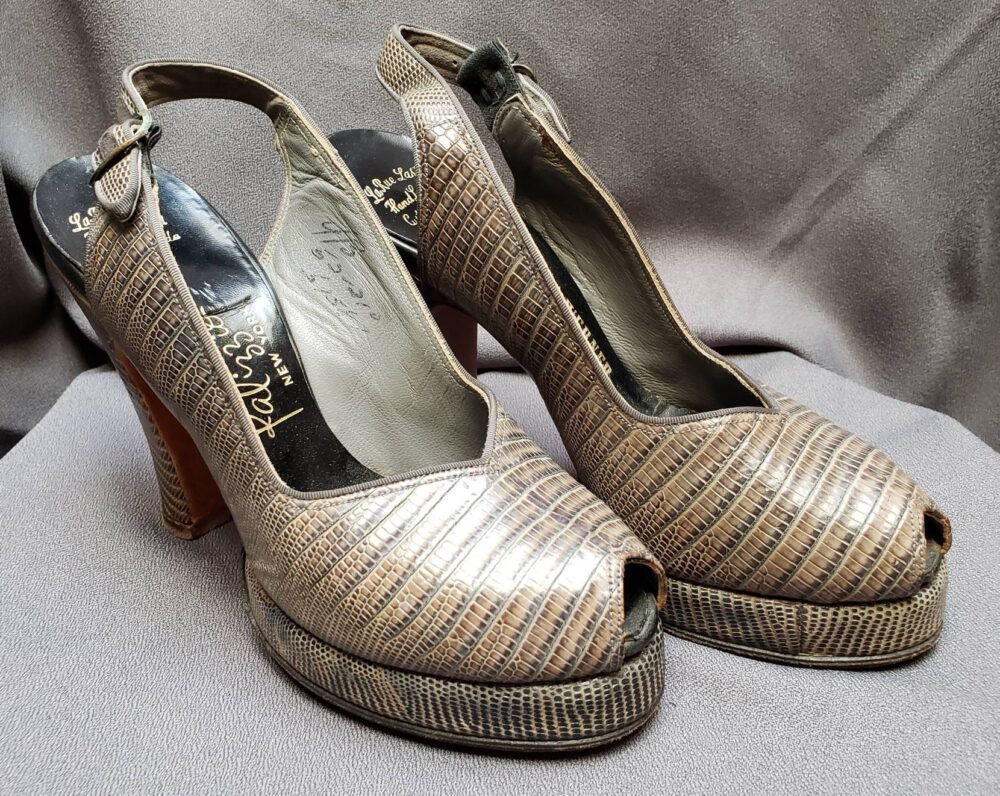Womens ~ Grey Skins Platform Shoes Peeptoe Gently Worn Vintage 1940's Size 4 Rockabilly Viva Tiki Wow