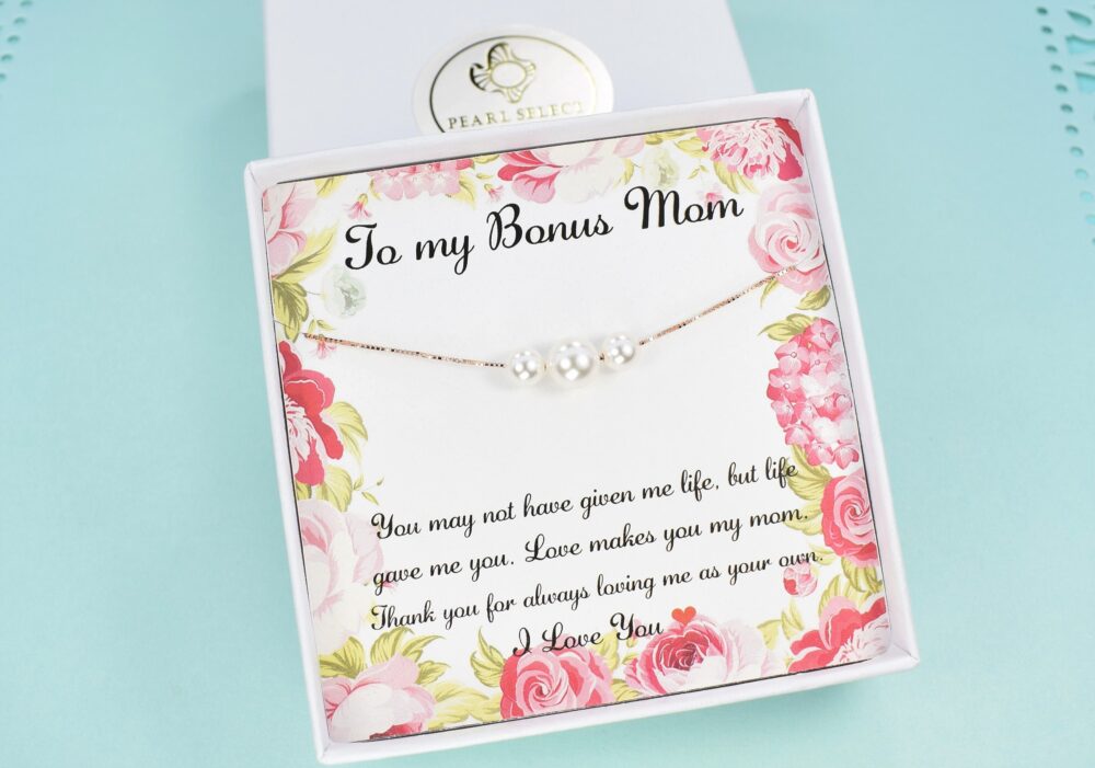 stepmom Wedding Gift, Mother Of The Bride Gift, Pearl Necklace Earrings Groom Pearl Jewelry