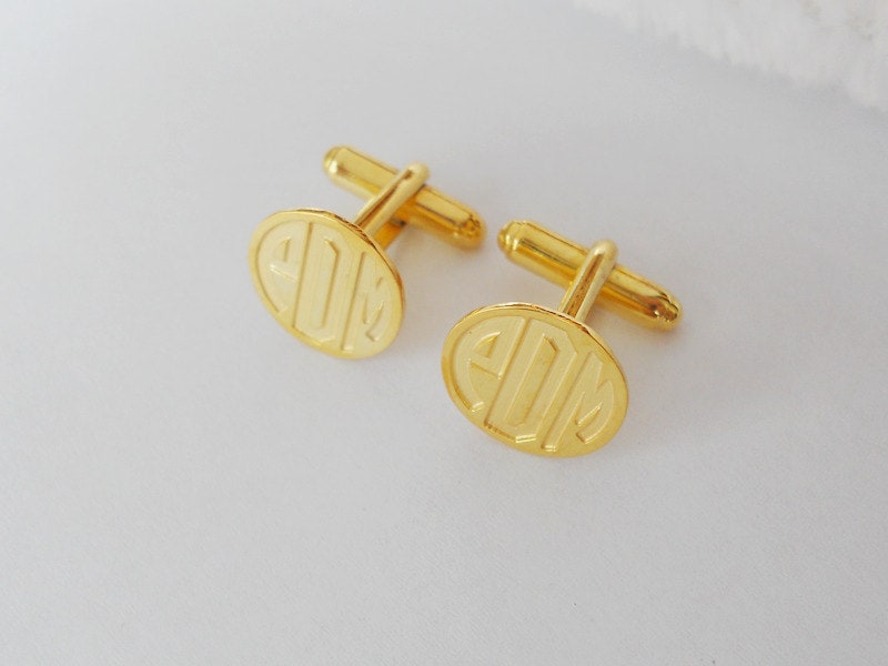 Wedding Cufflinks For The Groom, Personalized Monogram Cufflinks, Engraved Cufflinks, 18K Gold Plated On Silver Round Cufflinks, Set Of 2