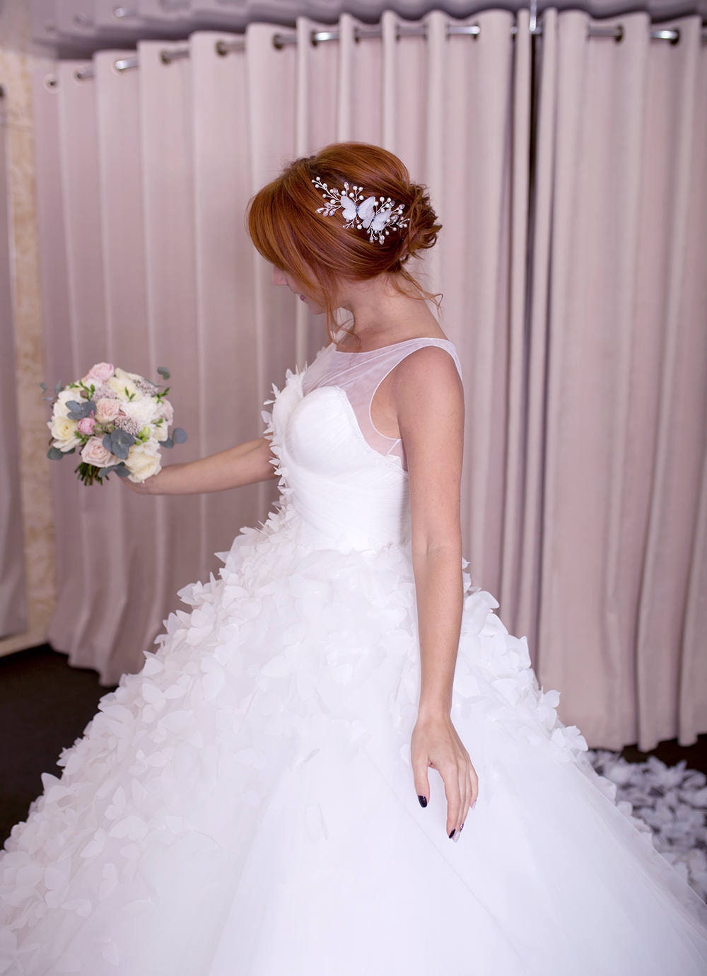 White Wedding Hair Piece Crystal Pearl Bridal Headpiece Butterfly Jewelry Hair Clip Comb