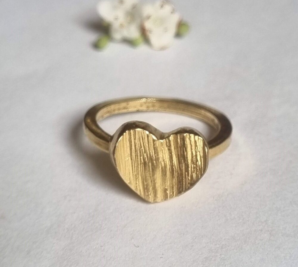 Gold Heart Ring, 14K Gold Rustic Mother's Day Gift, Mom's Love Mom Unique Ring