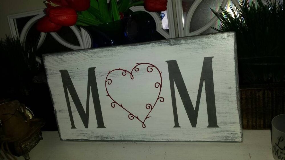 Mom Wood Sign With Heart Wreath Wall Hanging Love Mothers Day Gift Distressed Rustic Mother Birthday Primitive Decor