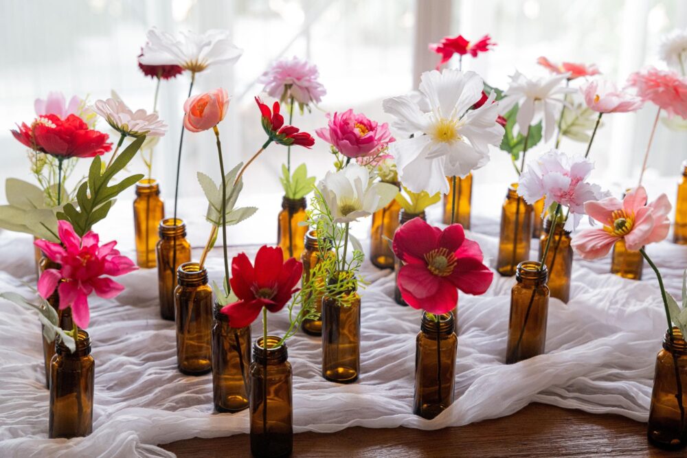 Mixed Red & Pink Silk Flower Loose Stems For Bud Vase Centrepiece/ Table Decor/Wedding