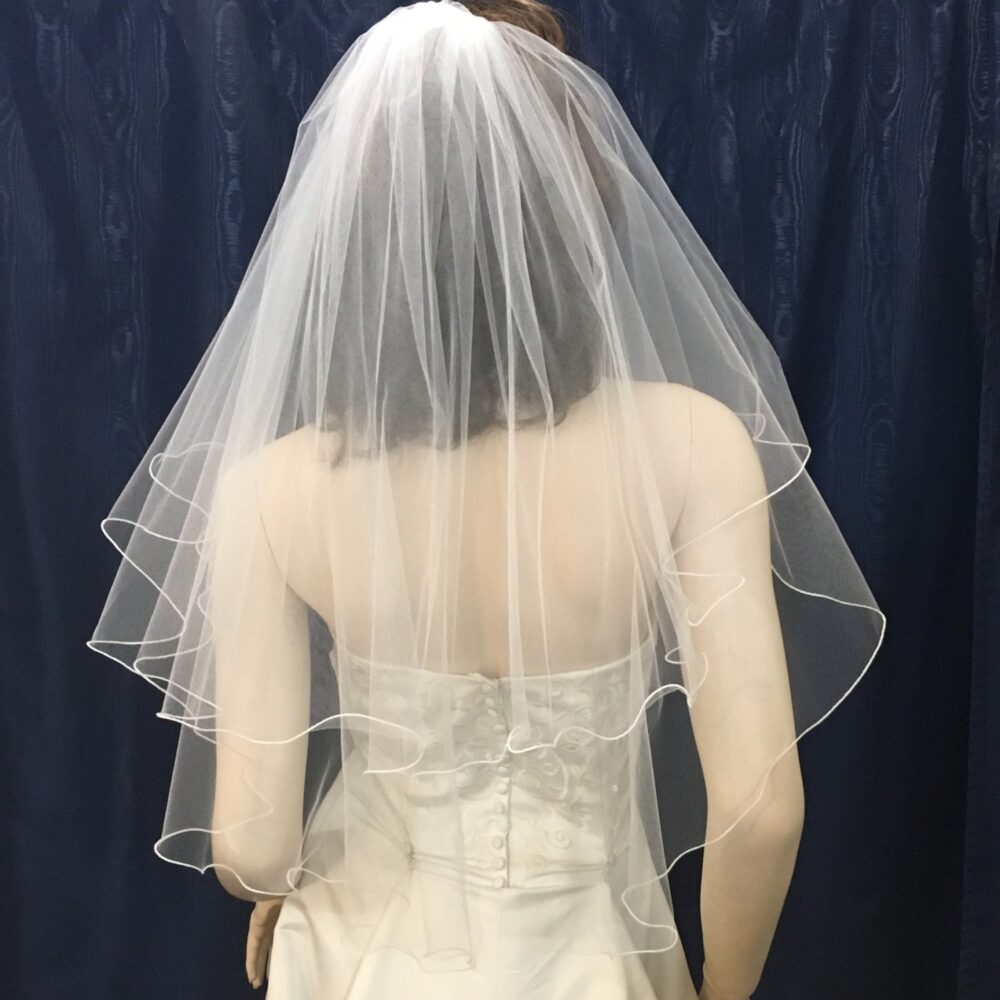2 Tier Curly Filament Edge Wedding Veil Circular Cut Sale