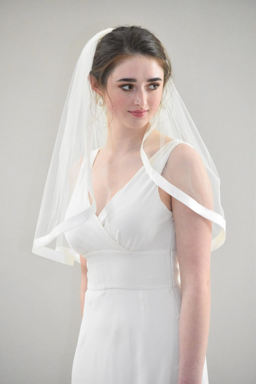 Satin Edge Wedding Veil Elbow, Hip, Fingertip, Cathedral Lengths