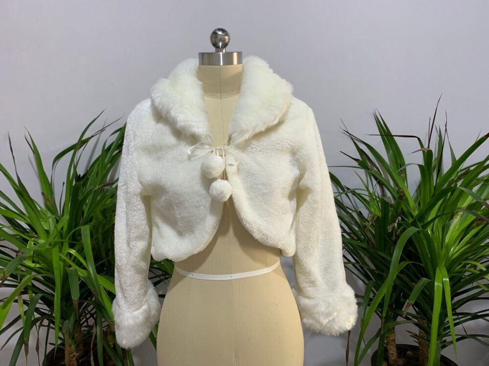 Winter Wedding Bridal Shawl Bridesmaid Cape Ivory Faux Fur Shawl Women Warmer Wrap Long Sleeves Jacket Coat