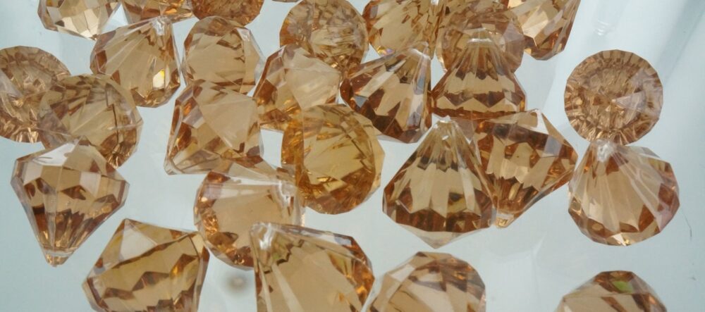 100Pcs Acrylic Plastic Diamonds 100 Pieces Brown 3/4"x1", Acrylic Vase Filler, Orange Diamonds, Diamond Table Scatter, Confetti