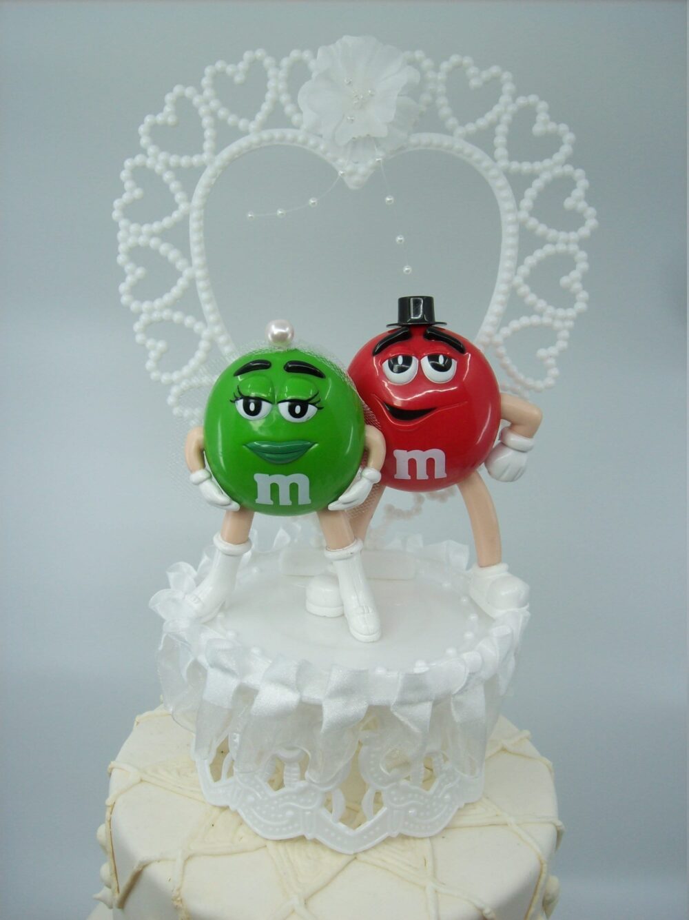 Funny M & Green & Red Bride Groom Wedding Cake Topper Cute Adorable Comics Classic