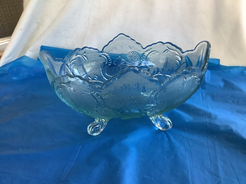 Beautiful 5"T X 10.25"W 6.75"D Blue Glass Decorative Bowl-Pebbled Sides W/Deep Groove Embellishments-4 Feet-Prominant Ruffled Edge