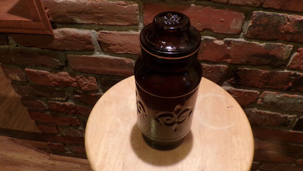 Amber Brown Glass Apothecary Jar Fleur De Lis Pattern, Lidded Bottle, Lidded Glass, Kitchen Storage, Morethebuckles