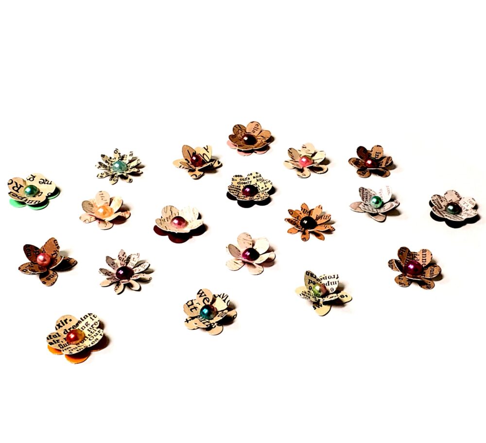 Vintage Style Mini Paper Flowers, Small Flowers Handmade Flower Embellishments, Old Tiny Ephemera - Set Of 4