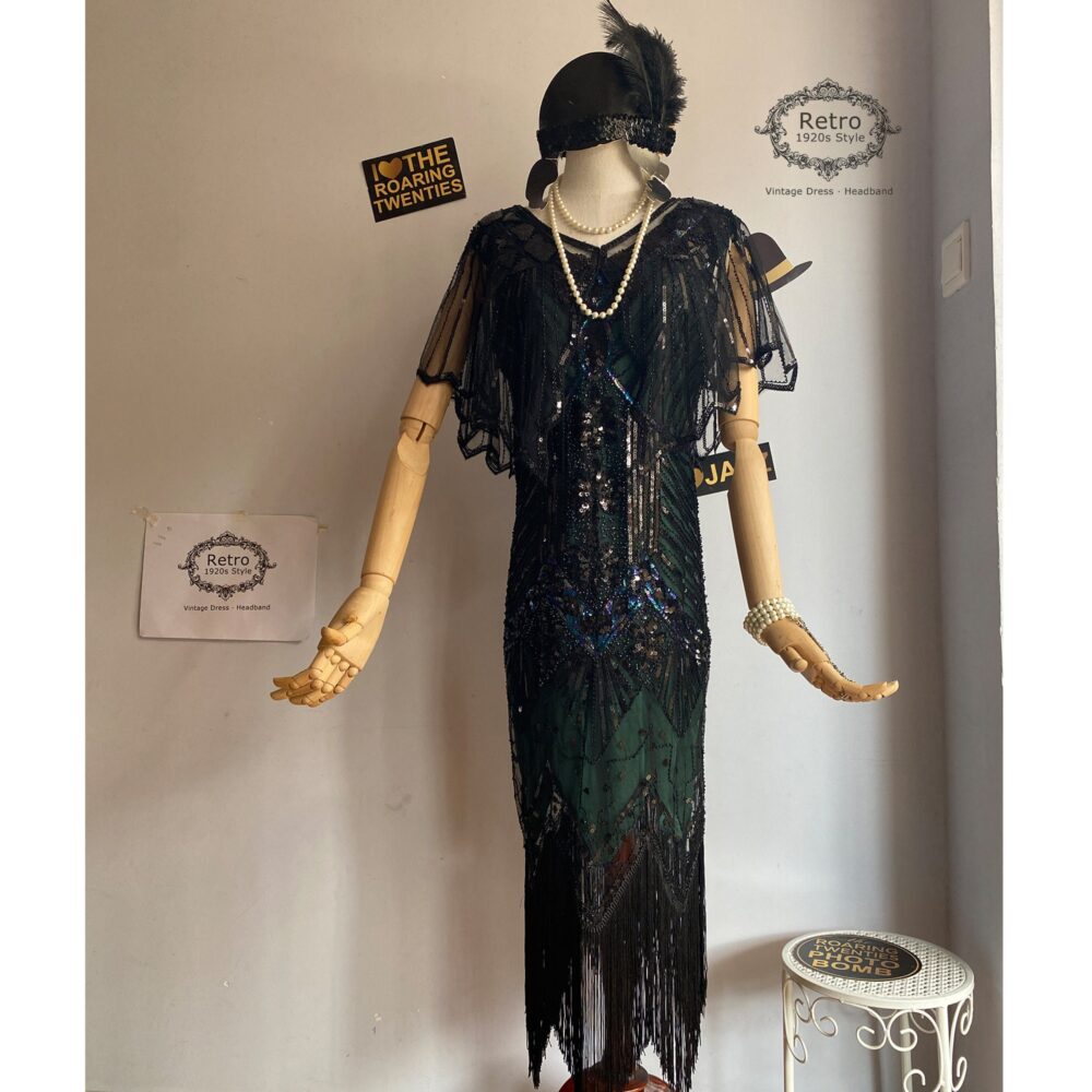 Plus Size Roaing Art Deco 1920S Women Gatsby Costume Flapper Dresses V Neck Fringed Wedding Dress Sequins Beaded Embroidered Gown & Capelet