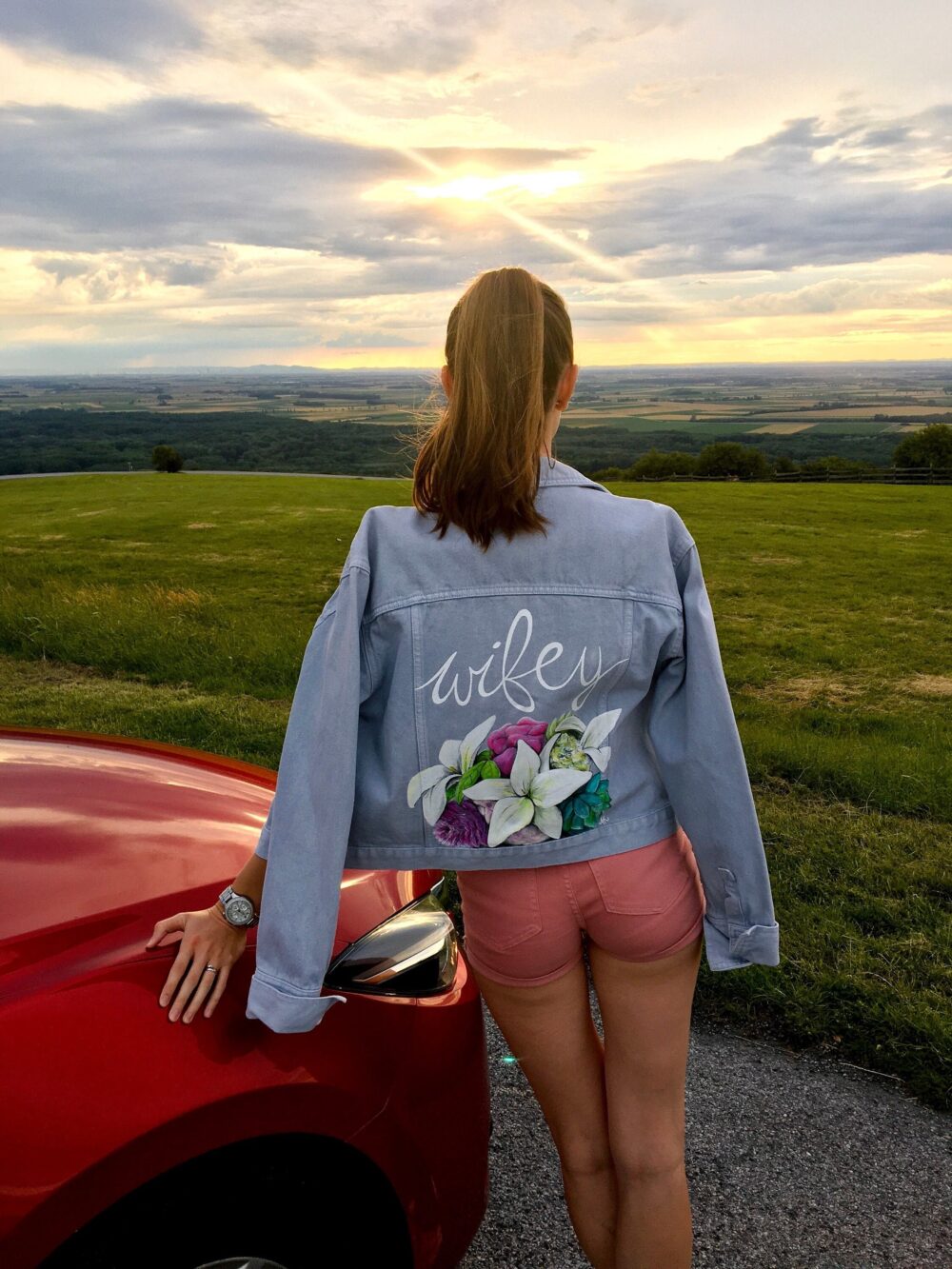 Custom Hand Painted Wedding Jacket Wifey Personalized Wedding/Bridal/Honeymoon/Hen Party Wording Bride Bemalte Jacke