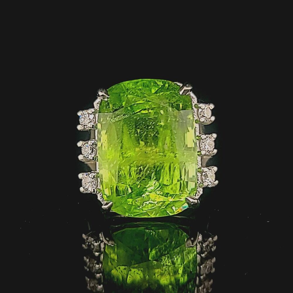 14K White Gold Vintage Engagement Ring 22.95Ct. Natural Green Peridot in Cushion Shape