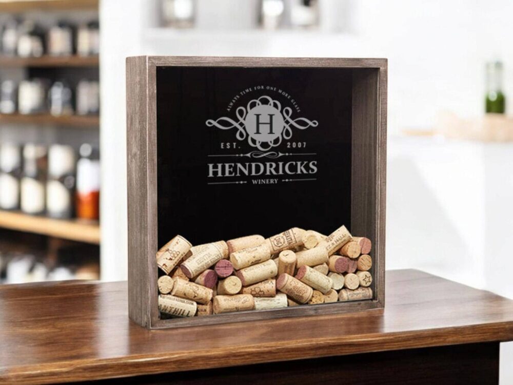 Custom Wine Cork Keeper, Personalized Gift, Display, Lover Gift For Mom Or Wife, Wedding Family Name
