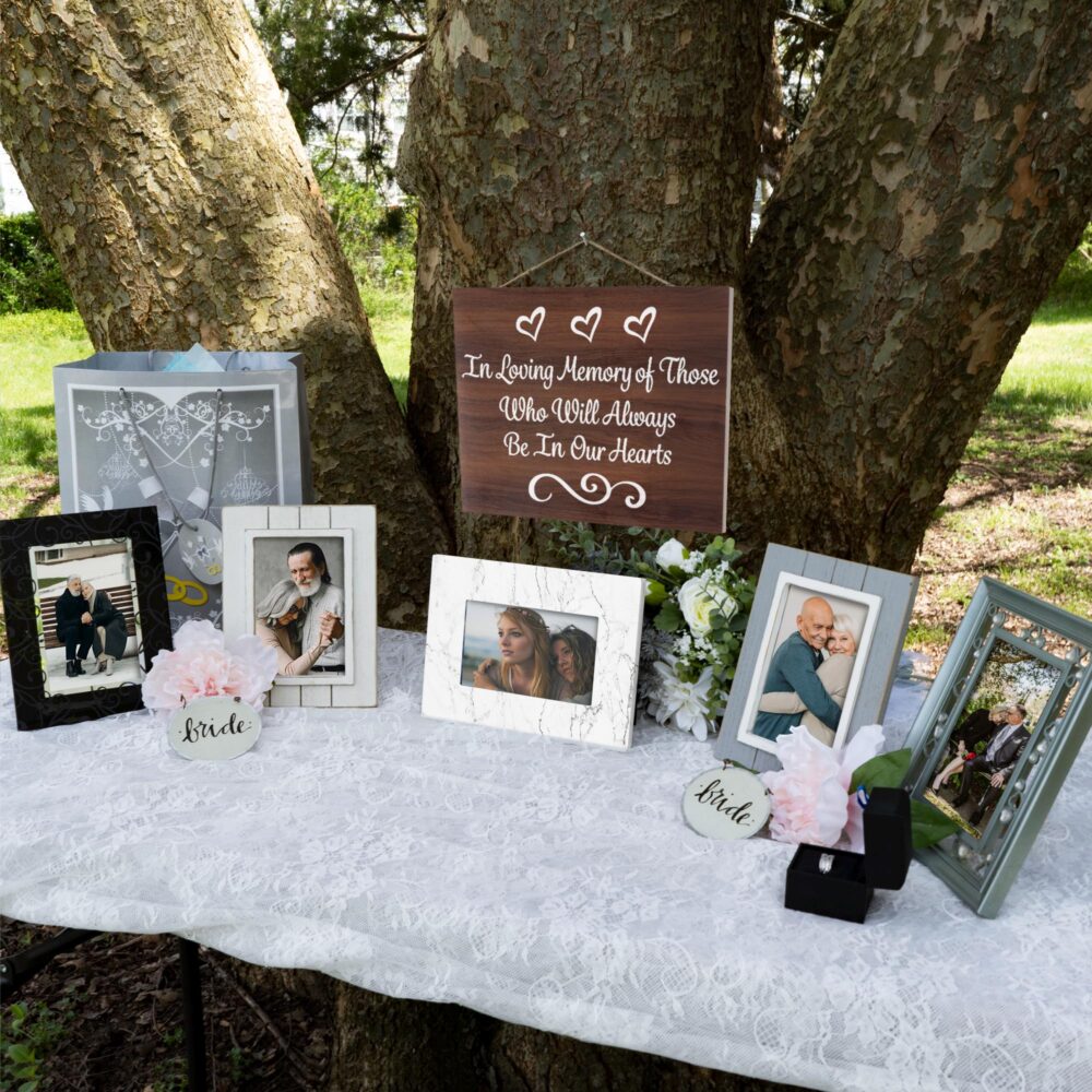Wedding Memorial Sign in Loving Memory, Family Reunion