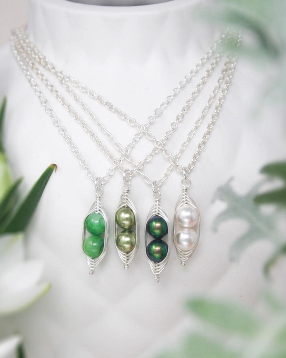 Two Peas in A Pod Necklace, Mother Daughter, Gift For Her, Twin Mom, Grandma Birthday, Sister Mothers Day, 2 Peapod Jewelry, Valentines