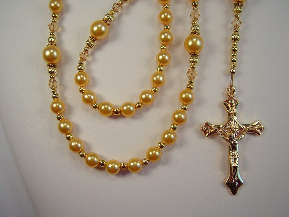 Womens Gold Rosary Catholic Golden Czech Glass Pearls 21 1/4" Madre Las Mujeres Rosario Free Shipping Usa