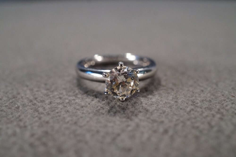 Vintage Sterling Silver Wedding Band Stacker Engagement Design Ring Round Prong Set Cubic Zirconia Classic Setting Art Deco Style Size 6 P