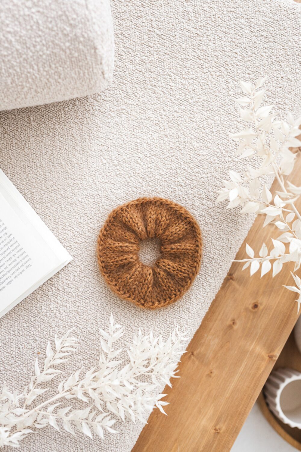 Brown Mohair Cable Knit Hair Scrunchies, Camel Taupe Fluffy Women's Knitted Ties, Beige Handmade Alpaca Wool Accessories For Woman, Gift